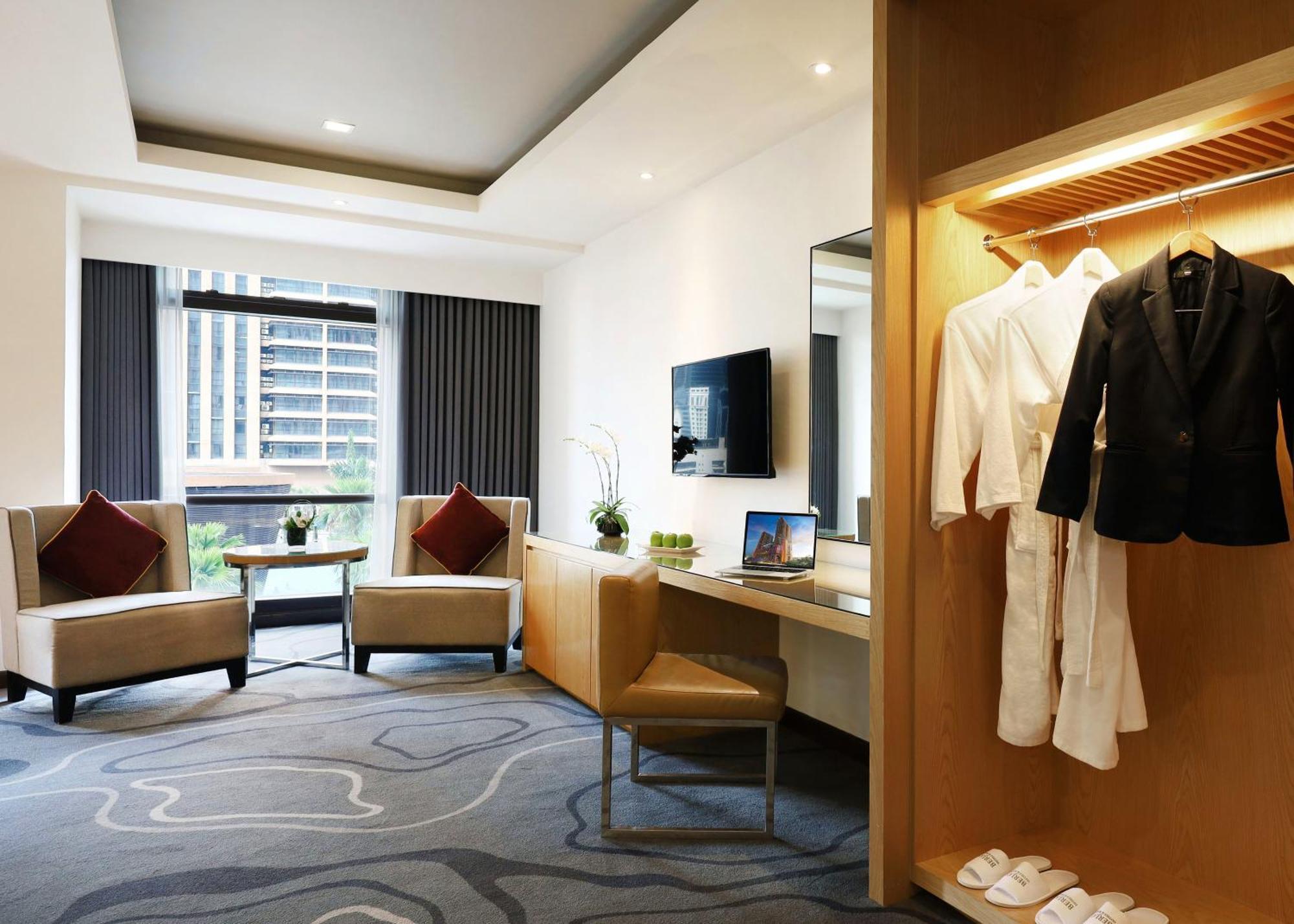 Berjaya Times Square Hotel, Куала-Лумпур Екстер'єр фото
